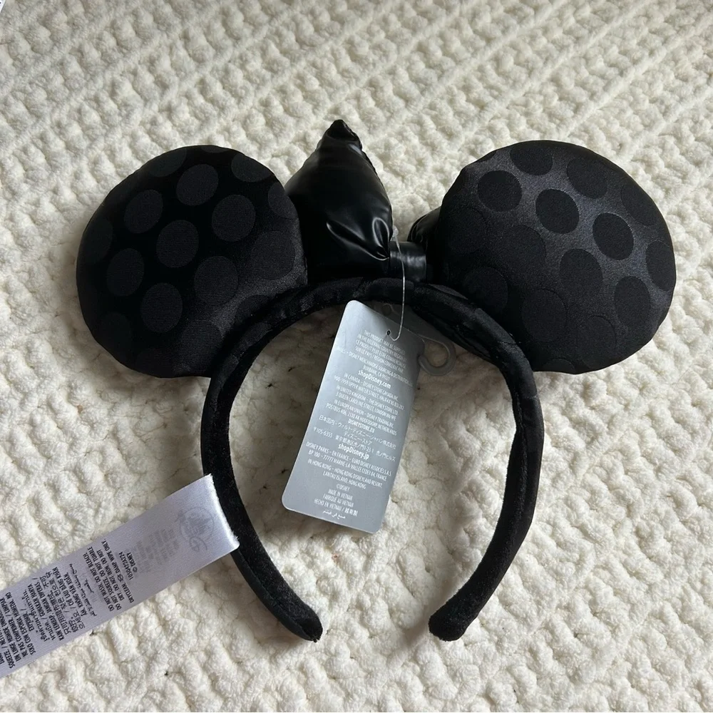 SOLD Disney Minnie ears black on black dot bow ears Halloween 2022 MNSSHP Mickey - Picture 5 of 5